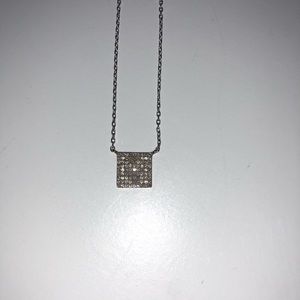Stunning white gold diamond necklace